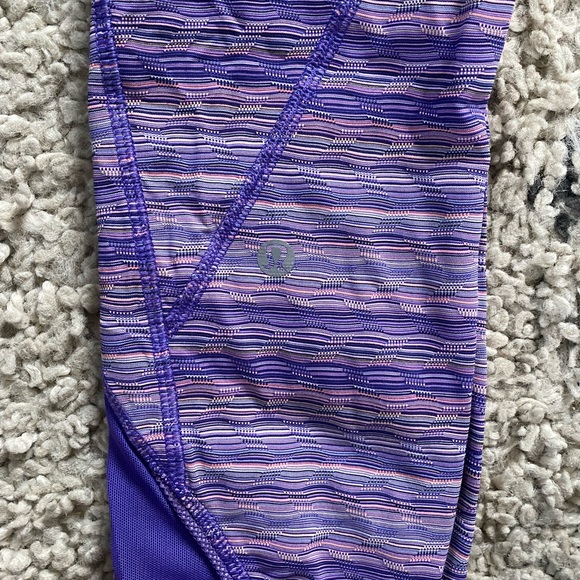 lululemon inspire running tight - size 4 - Picture 3 of 7